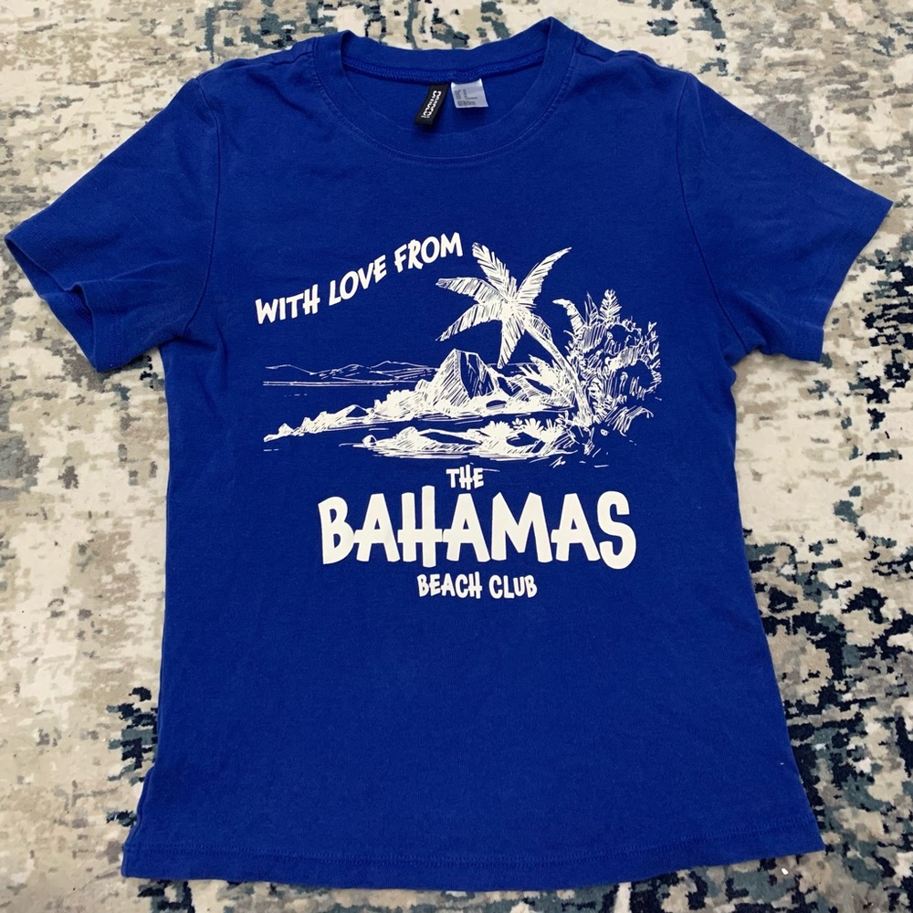 H&M Divided Short Sleeved Fitted Bahamas Top